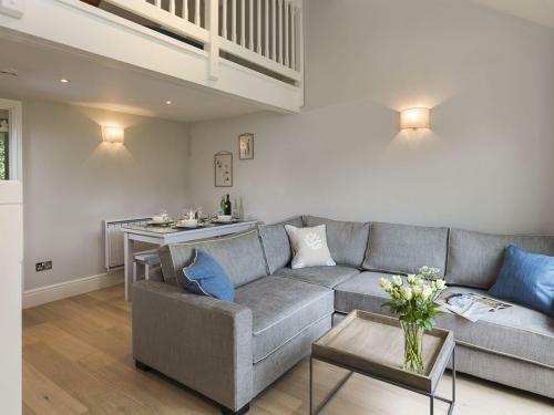 5 Keeper's Cottage, Hillfield