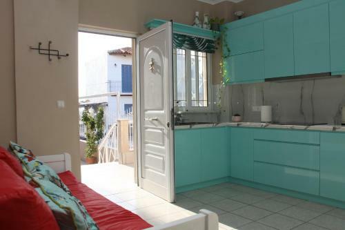 Asteri Apartments Mytikas 2-bedroom Seaview Courtyard