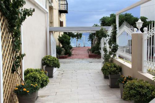 Asteri Apartments Mytikas 2-bedroom Seaview Courtyard