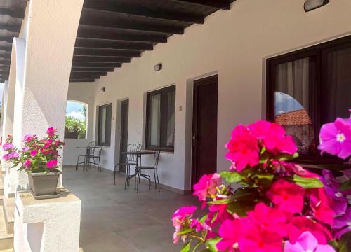 Apartamento Ouzouni Resort Boutique Bungalows