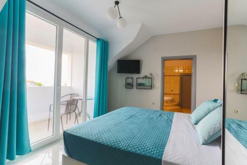 Hostal Joya Ofrynio Stylish Suites