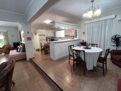 Beautiful Apartment Near The Beach