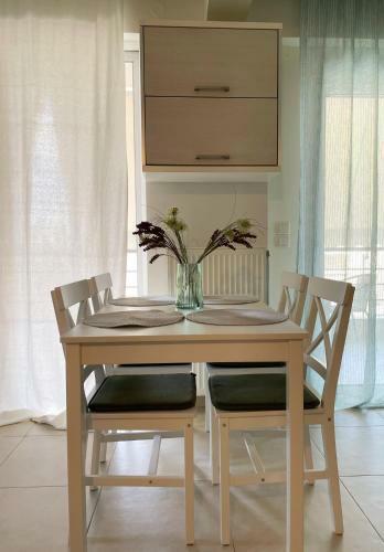 Panos Comfy Apartment
