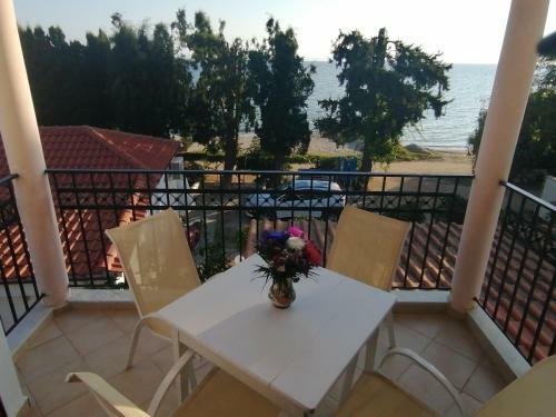 Porto Almira Beachfront Apartments