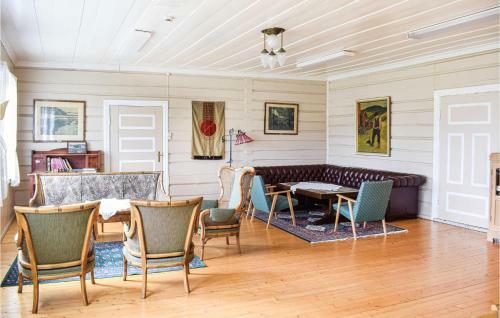 Stunning Home In �stre Gausdal With 10 Bedrooms