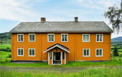 Stunning Home In �stre Gausdal With 10 Bedrooms