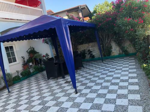 Senita's Rooms & Apartments