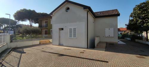 Apartamento Monolocale Piano Terra A Due Passi Dal Canalino