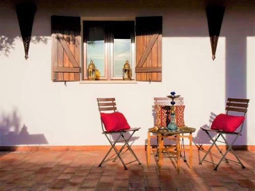 Ecologische Cottage In M�rtola Met Priv�tuin