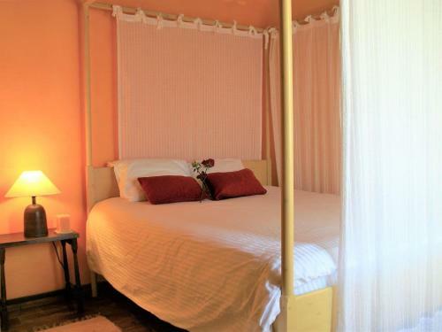 Ecologische Cottage In M�rtola Met Priv�tuin