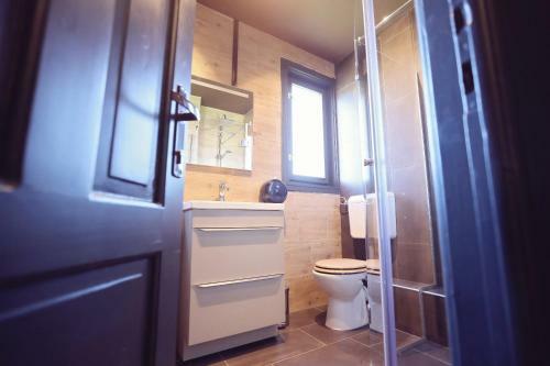 Hostal Dezire Guesthouse