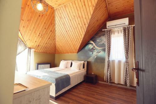 Hostal Dezire Guesthouse
