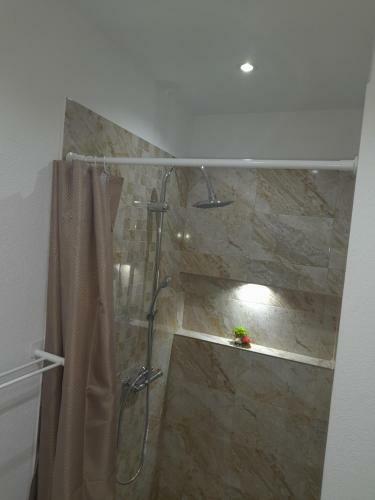 Hostal Casa Chriss