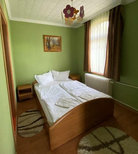 Villa Gyop�r Panzio