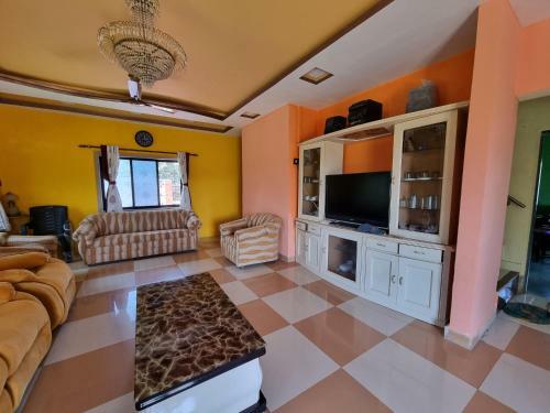 Villa Saujanya Bunglow
