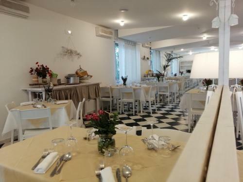Hotel Petit Royal