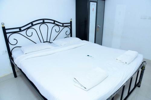 Dreamhomes 2 Bhk AC Apartments