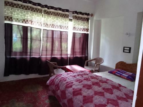 Hostal Al-ayaan Guest House