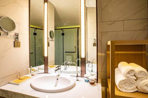 Jinjiang Metropolo Hotel Weihai Railway Station