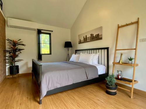 98 Mae Ram Residence