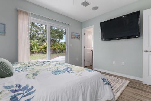 Beach Lily Home