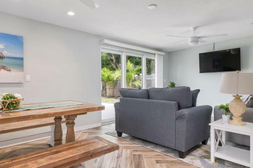 Beach Lily Home