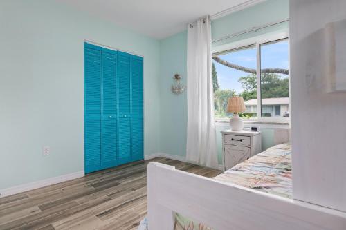 Beach Lily Home