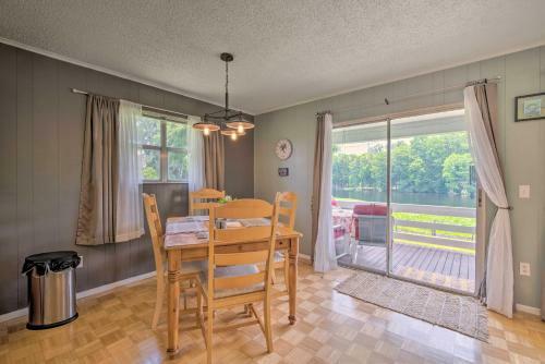 Apartamento Peaceful Dunnellon Abode With Balcony On River!