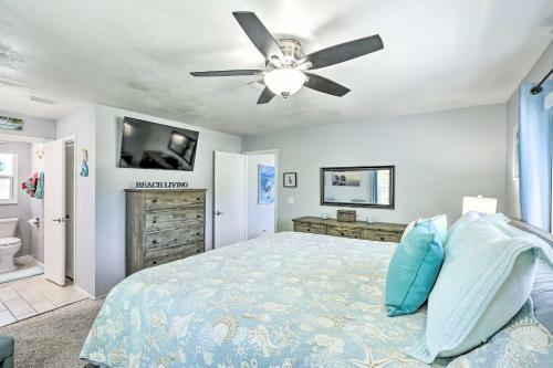 Sun-kissed Englewood Home, 7 Mi To Beach!