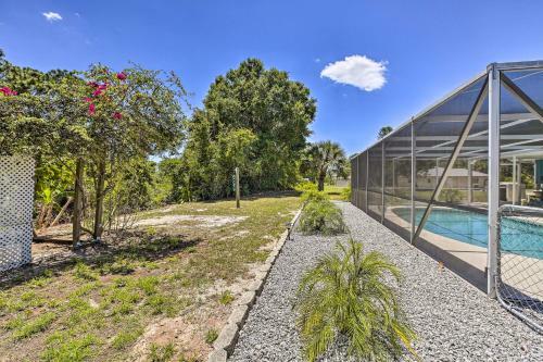 Sun-kissed Englewood Home, 7 Mi To Beach!