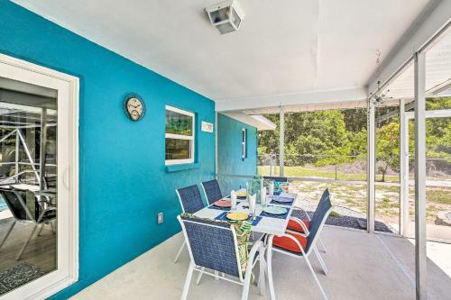 Sun-kissed Englewood Home, 7 Mi To Beach!