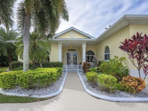 Villa Benita, Cape Coral