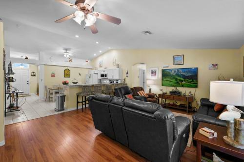 Are You Ready For A Unique Experience In A Joyful Paradise - Villa Amber