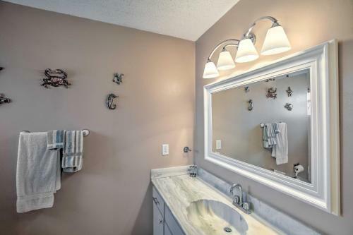 Canalfront Sebring Retreat Less Than 4 Mi To Raceway!