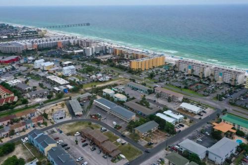 Sandy Pointe At Destin West 108