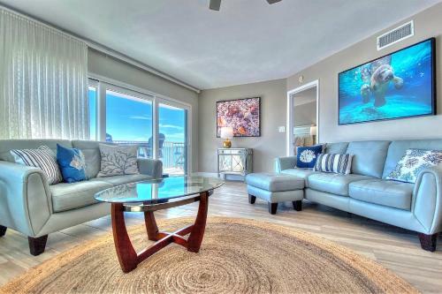 Beach Palms 405