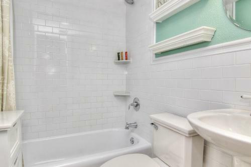 Bungalow Beach Place 8