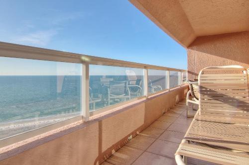 Crescent Beach Club I 14b