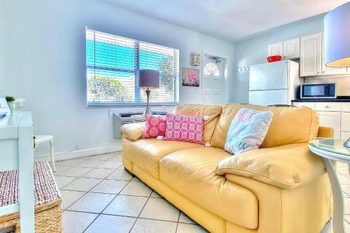 Sea Breeze Condo 5
