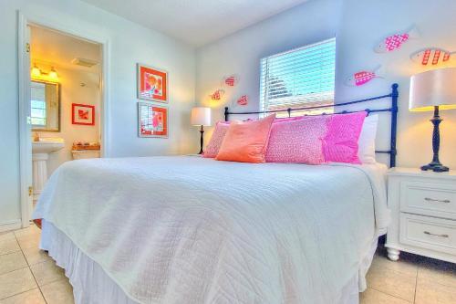 Sea Breeze Condo 5