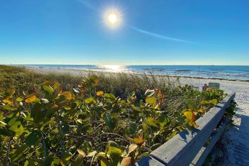 Sea Breeze Condo 5