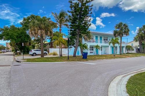 Sea Breeze Condo 5