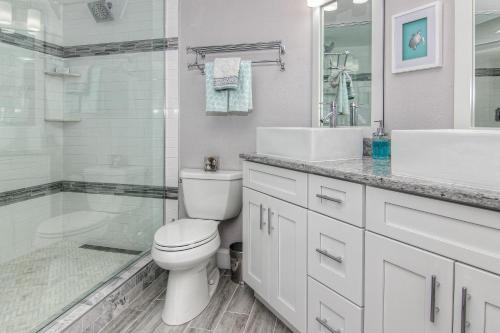Crescent Beach Club I 15e