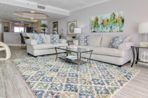 Crescent Beach Club I 15e