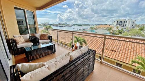 Belle Waterfront Getaway