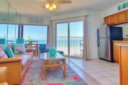 Belleair Beach Club 212