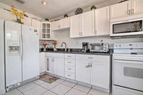 Fort Lauderdale Duplex About 5 Mi To Downtown!