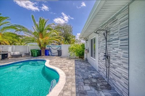 Palm Porch
