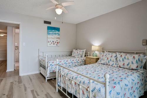 Longboat Palms