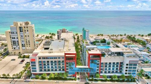 Posada 5 Beachfront Condo Infinity Pool Hollywood Beach Broadwalk